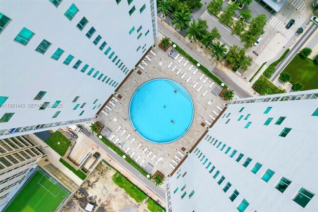 Building Photo - 55 SE 6th St