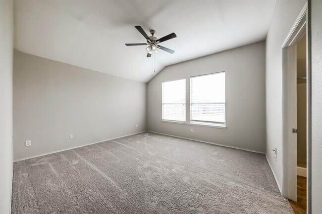 Building Photo - 424 Sweetgum Trail