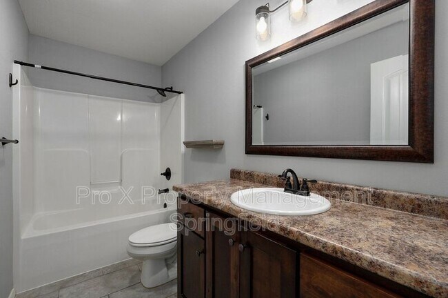 Building Photo - 1503 E Fairwind