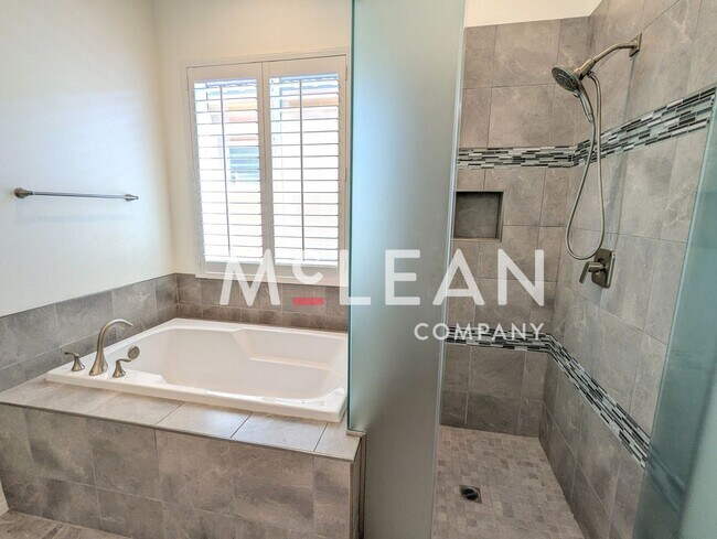 Building Photo - Luxury Desert Living in Desert Princess Co...