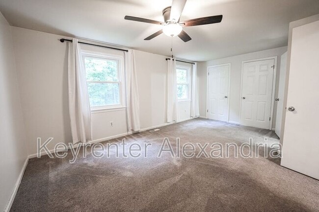 Building Photo - 6626 Birchleigh Way