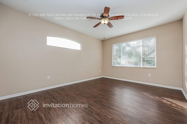 Building Photo - 15454 Martinmeadow Dr