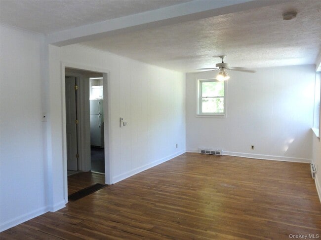 Building Photo - 17 N 1st St