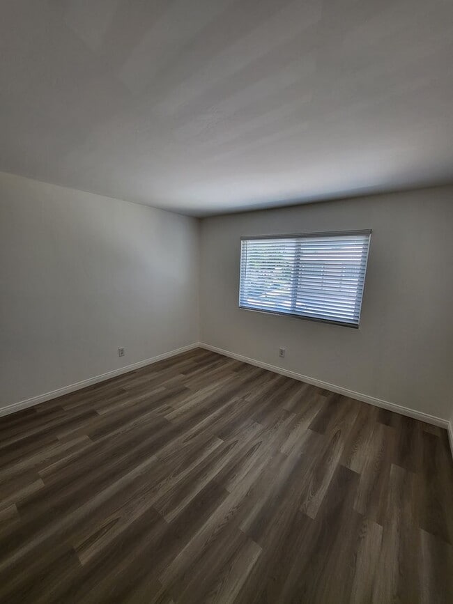 Building Photo - 8838 Mission Vega Ct