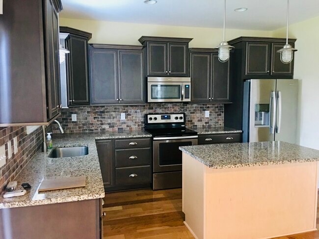 Building Photo - 102 Abaco Dr E