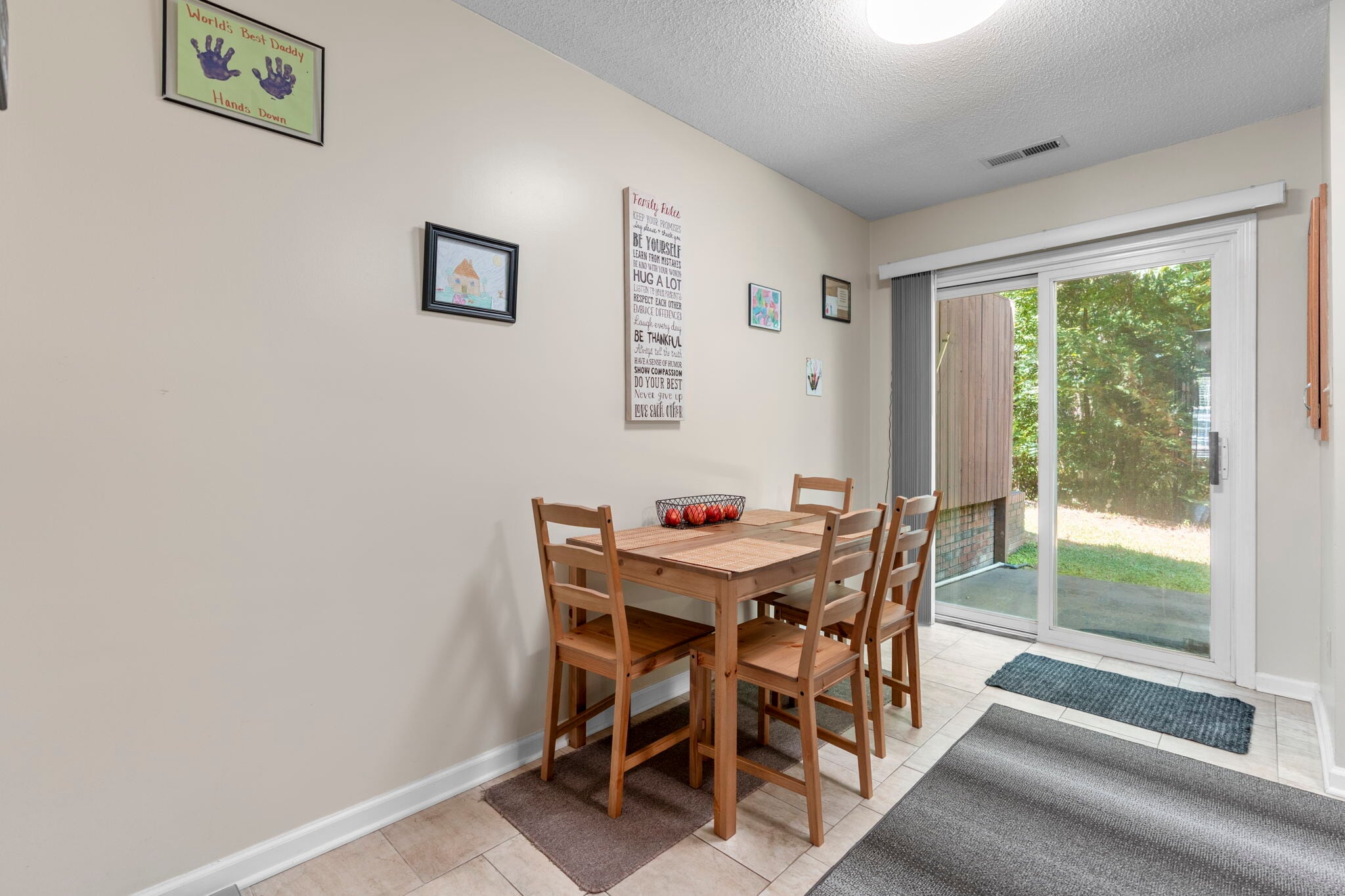 Building Photo - 1102 22nd St NE