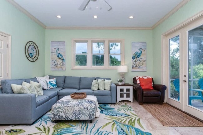 Building Photo - 6727 Kiva Way