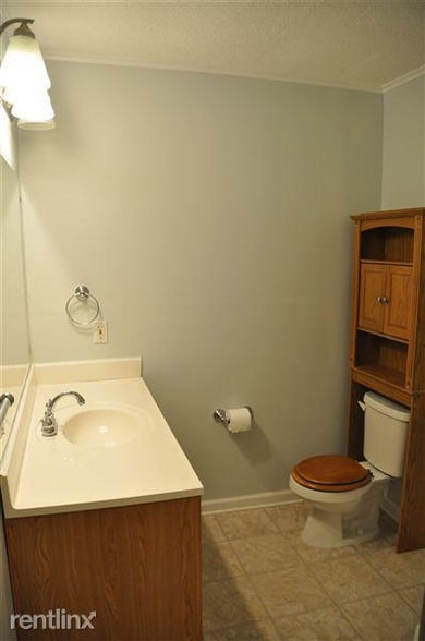 Building Photo - 59517 Autumn Dr