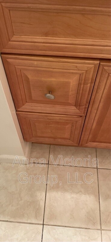 Building Photo - 229 Red Jade Dr