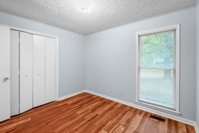 Building Photo - Lovely home in Charlotte