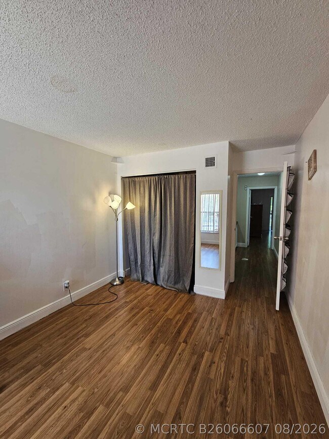 Building Photo - 1625 NW 58th Ave