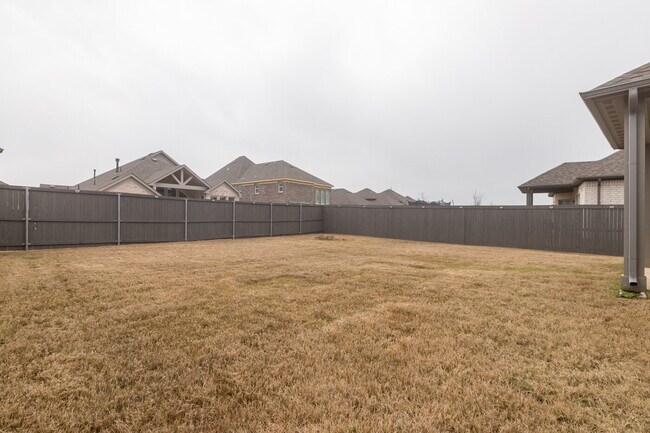 Building Photo - Gorgeous Two Story Home Featuring 2 Living spaces, 5 Bedrooms, and 3.5 Baths