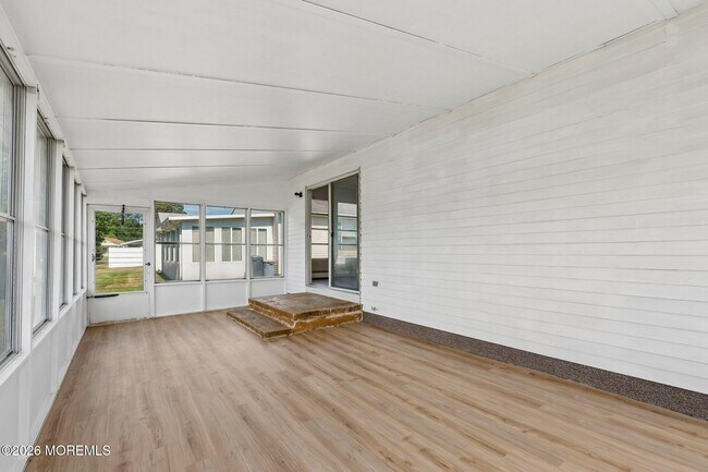 Building Photo - 10 Purnell St