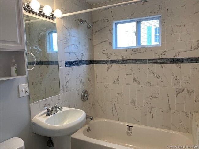 Building Photo - 89 Cortland Cir