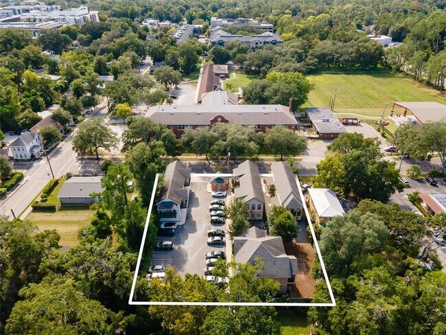 Building Photo - 717 NW 10th St