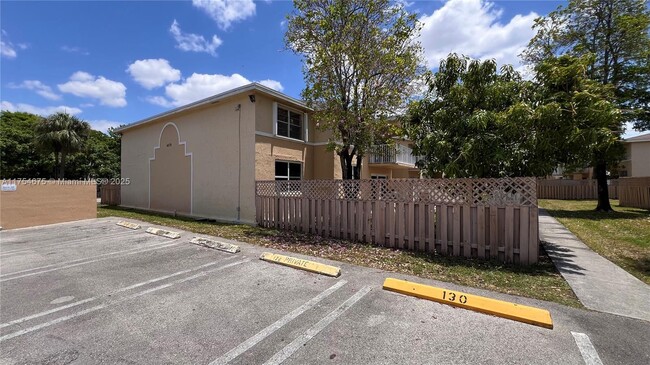 Building Photo - 4670 NW 79th Ave