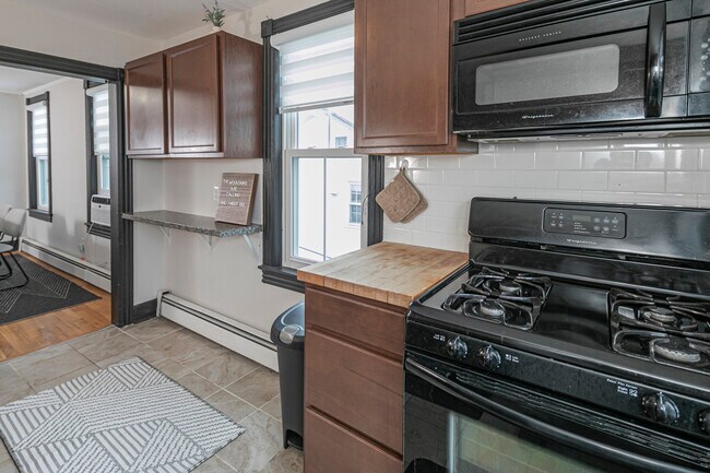 Building Photo - 357-359-359 Nassau St