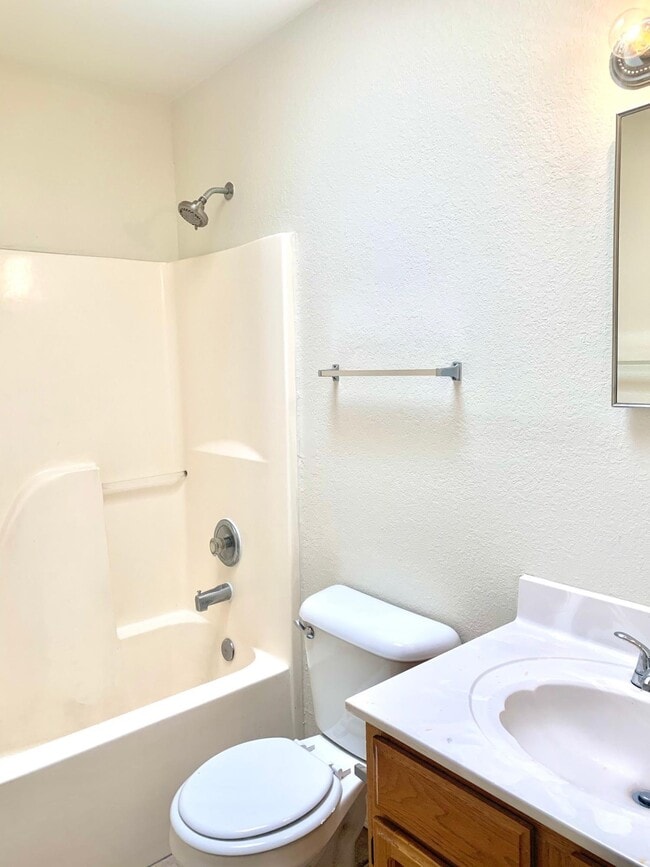 Building Photo - 12610 Kari Anne Dr