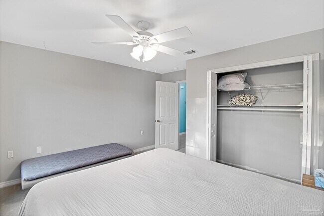 Building Photo - 1675 Winding Shore Dr