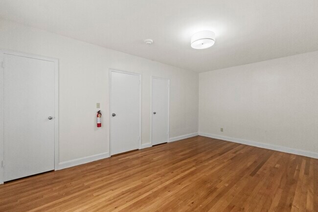 Building Photo - 38-40 Cedar St