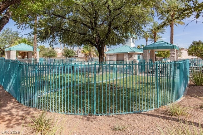 Building Photo - 2137 Polynesia Cir