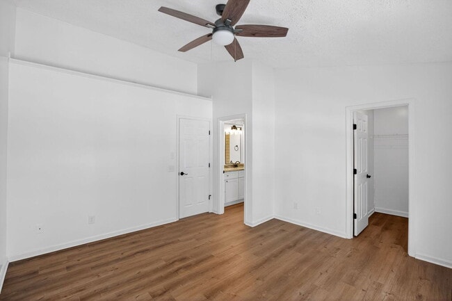 Building Photo - 11302 Golden Eagle Pl