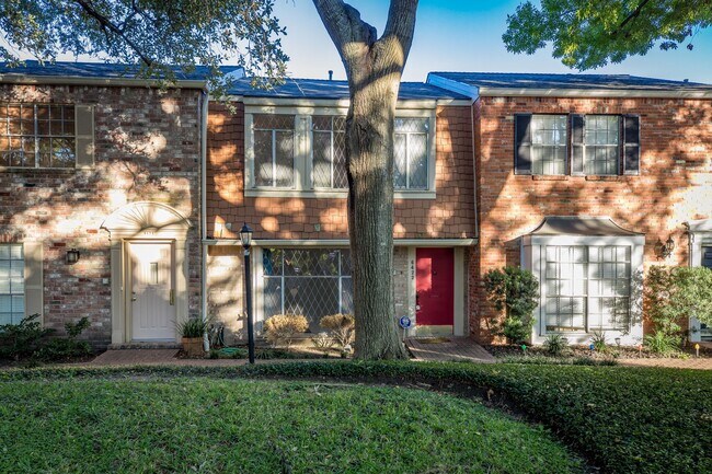 Building Photo - 6422 Burgoyne Dr.