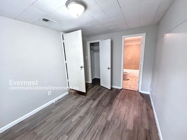 Building Photo - 1512 Haven Dr N