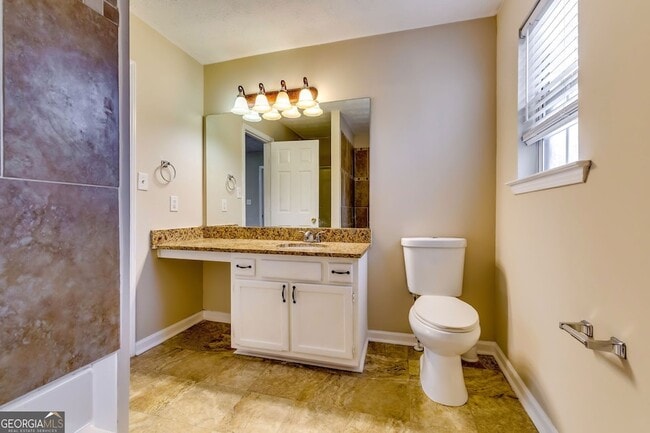 Building Photo - 2727 Manor Cove