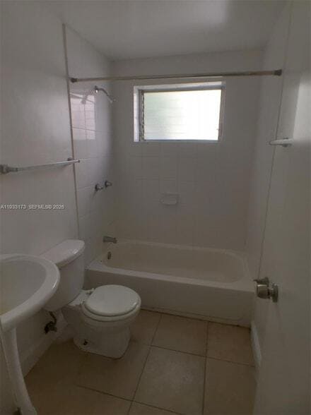 Building Photo - 825 Euclid Ave