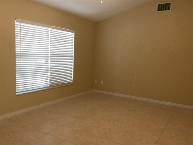 Building Photo - 832 Forestwood Dr