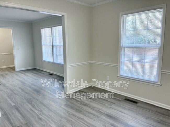 Building Photo - 6640 Keystone Dr