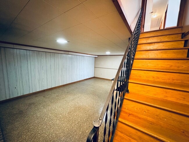 Building Photo - Charming Brick Ranch Home in Campbell County