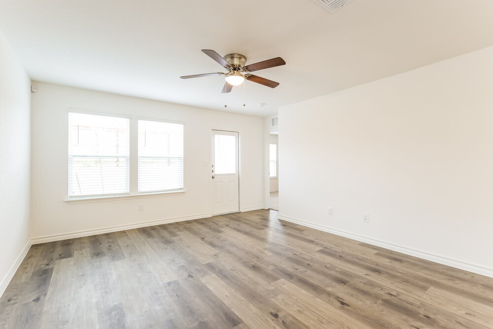 Building Photo - 10315 Monte Carmel Pl