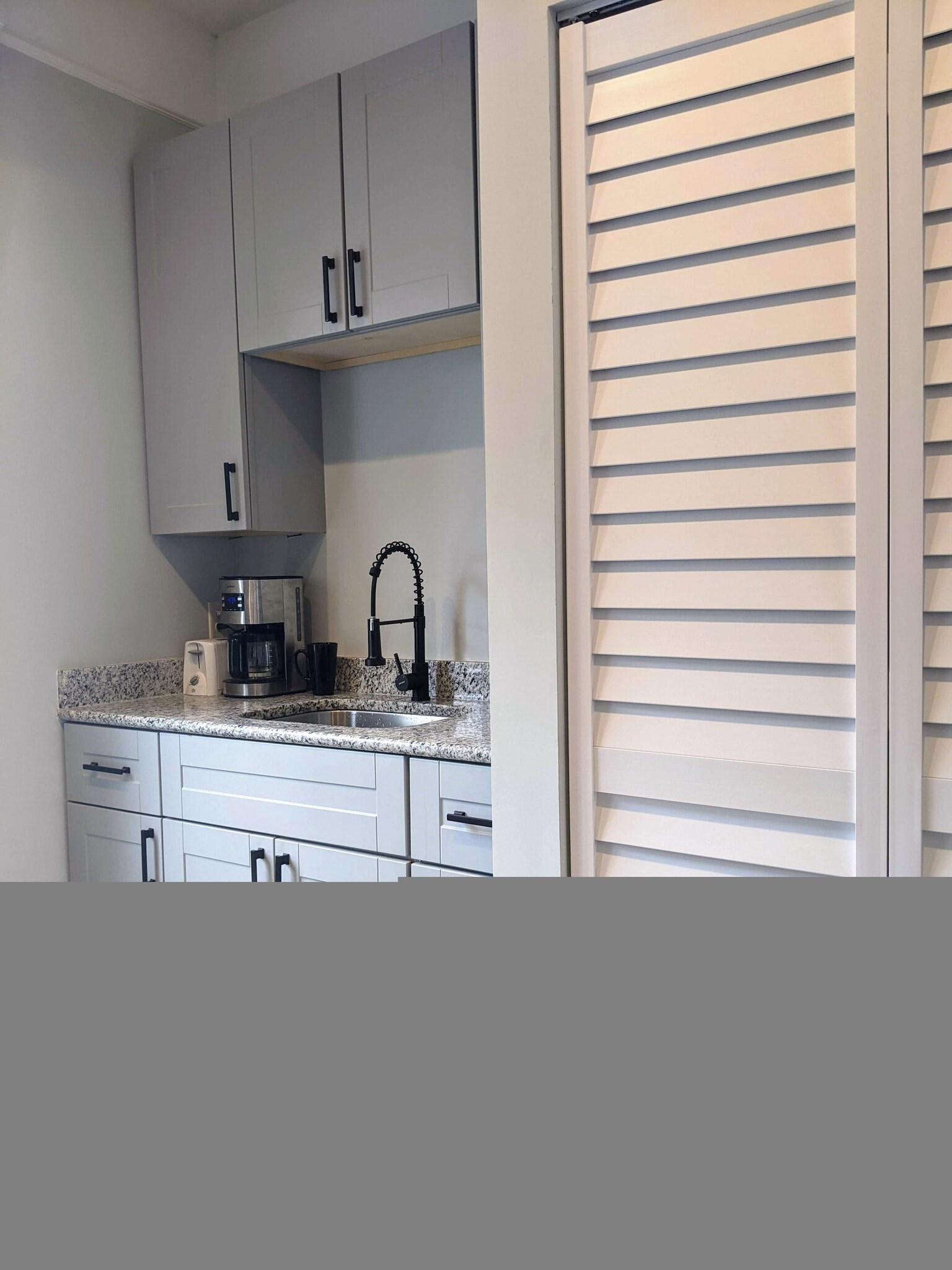 Building Photo - 1215 Prince St