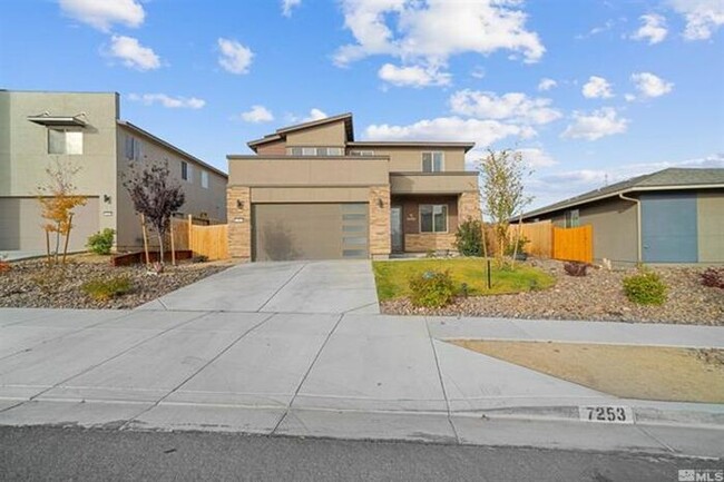 Primary Photo - Modern Beauty in Lemmon Valley... MUST SEE!