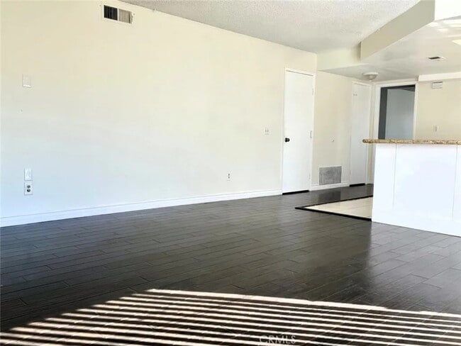 Building Photo - 1226 Azalea Ct