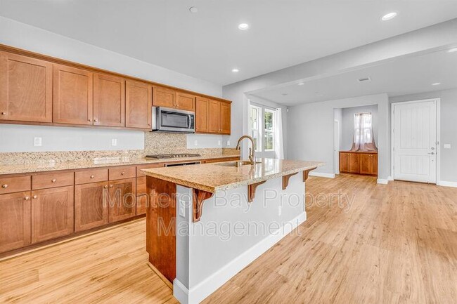 Building Photo - 589 Rosa Monte Wy