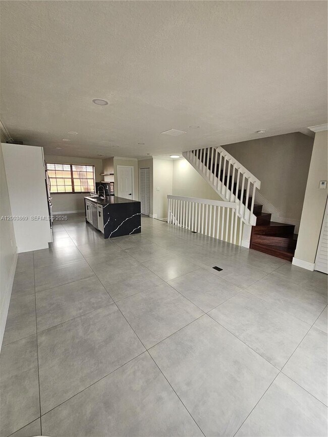 Building Photo - 9846 Hammocks Blvd