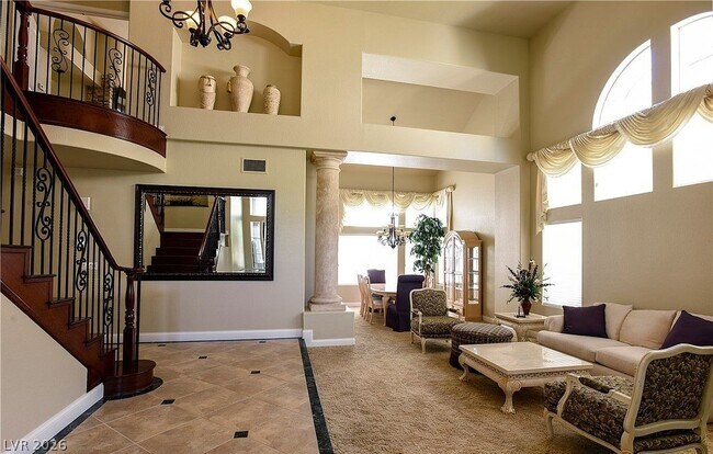 Building Photo - 1817 Corta Bella Dr