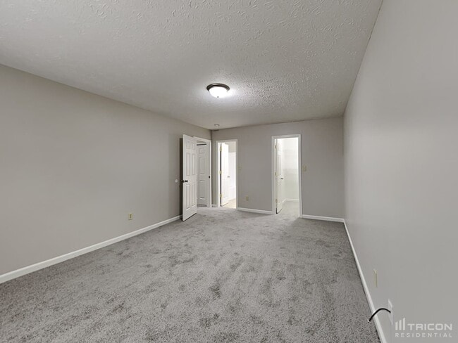 Building Photo - 557 Cembra Dr