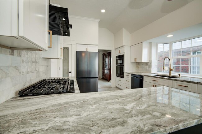 Primary Photo - 3642 Cypressdale Dr