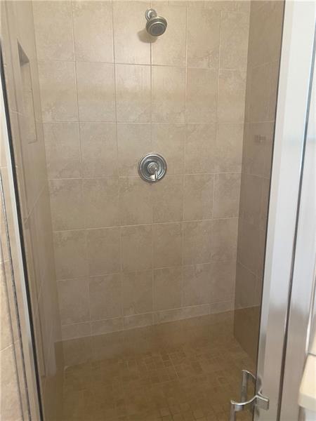 Building Photo - 4198 NW Burr Oak Ct