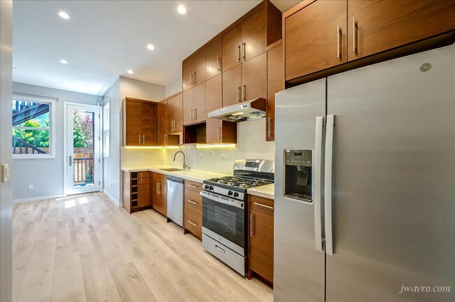 Building Photo - 4143 24th St