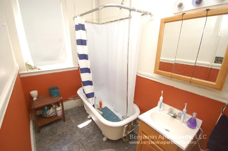 Building Photo - 1334 Commonwealth Ave