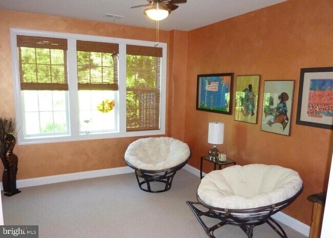 Building Photo - 333 Caldwell Terrace SE