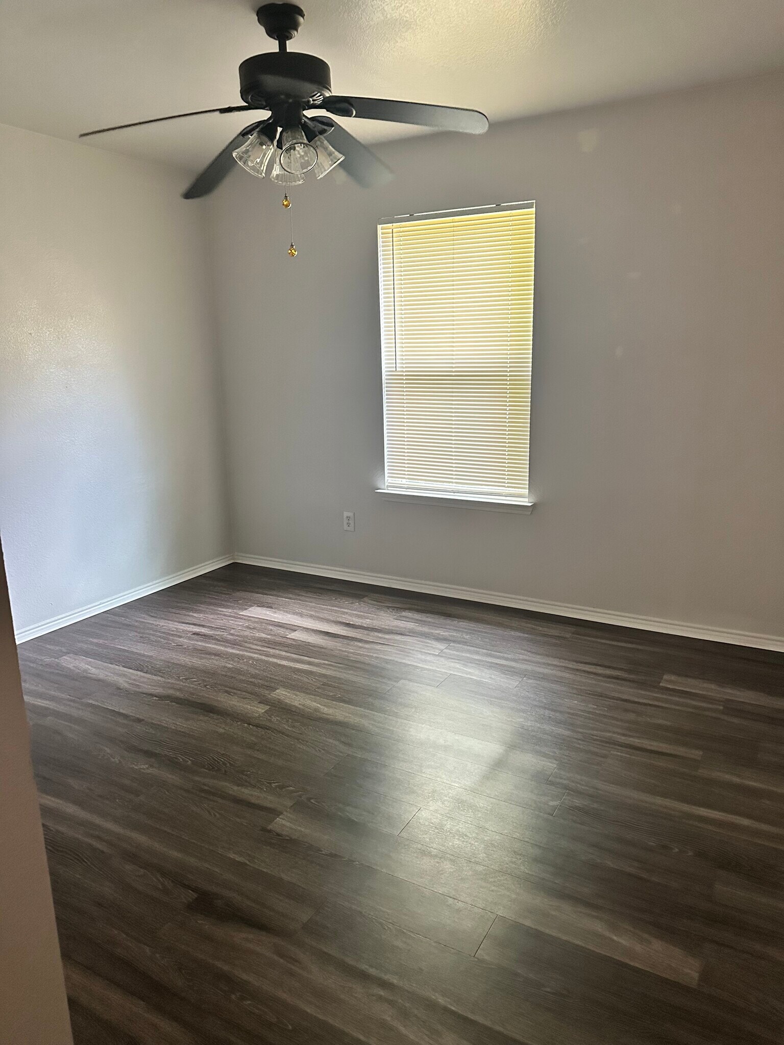 Building Photo - 1308 Devine Drive