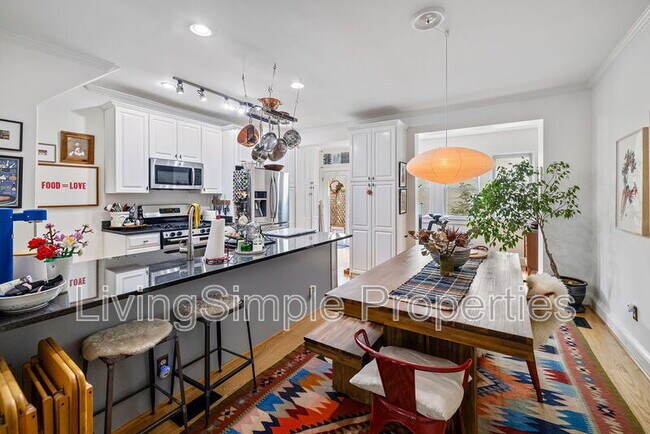 Primary Photo - 1403 A St SE