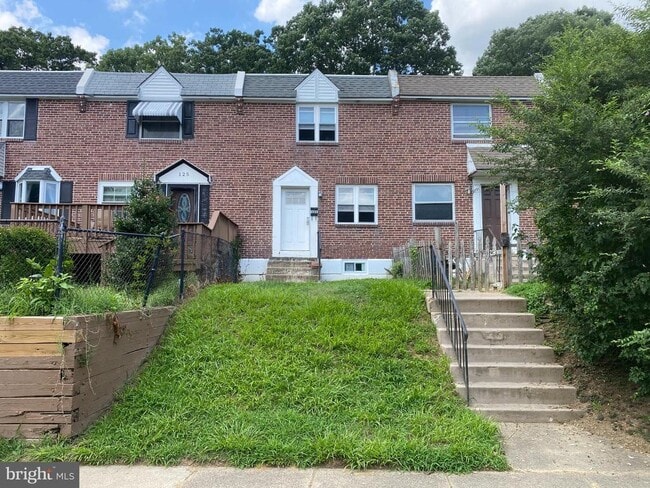 Primary Photo - 123 Madison Dr