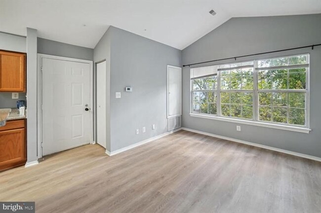 Building Photo - 18500 Boysenberry Dr